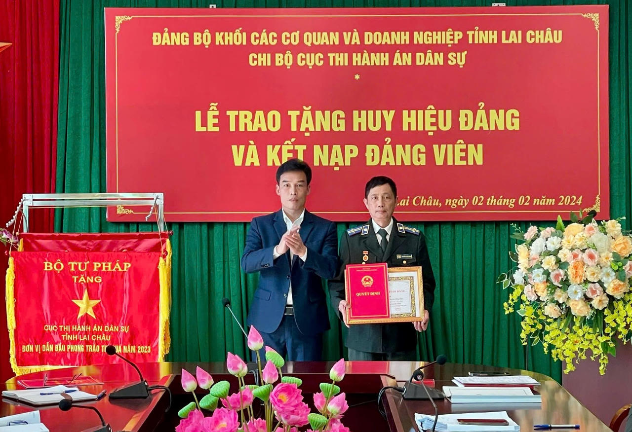 Câu chuyện “ở đời và làm người” trên hành trình thi hành án dân sự