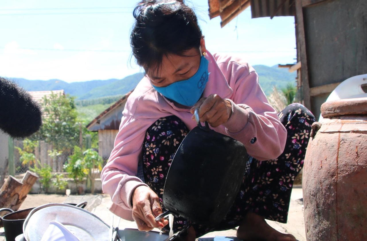 Bình Định: Giếng khô cạn, hàng ngàn người dân “khát” nước