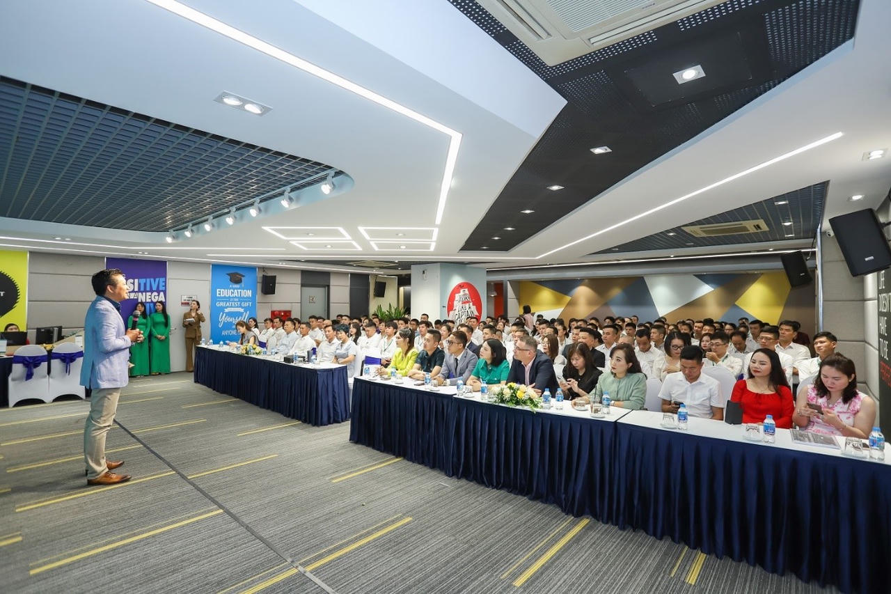 Cen Land hợp tác Phố Xanh mở rộng thị phần BĐS thổ cư