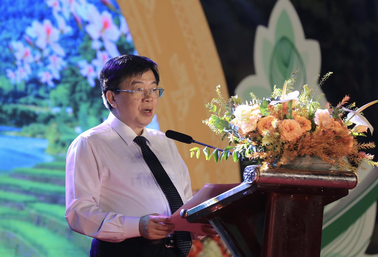 Hòa Bình: Tấp nập “Chợ phiên – Nét đẹp vùng cao” 