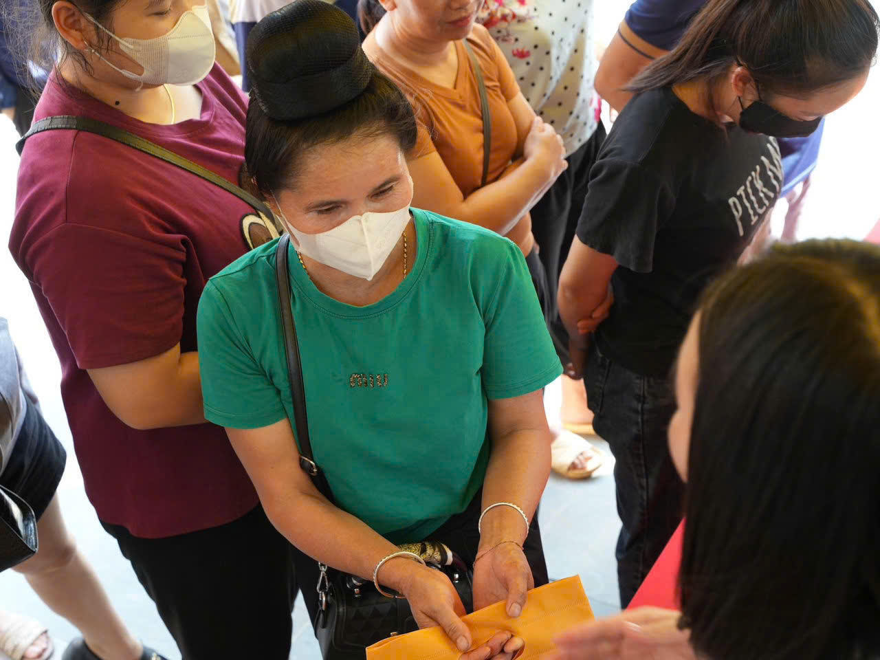 YODY 'thần tốc' hỗ trợ 25.000 sản phẩm cho bà con vùng bão lũ