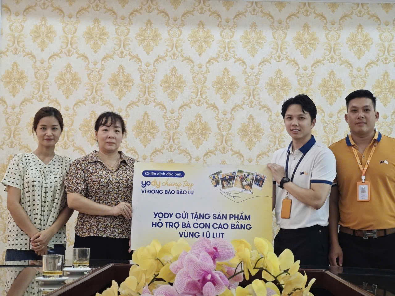 YODY 'thần tốc' hỗ trợ 25.000 sản phẩm cho bà con vùng bão lũ