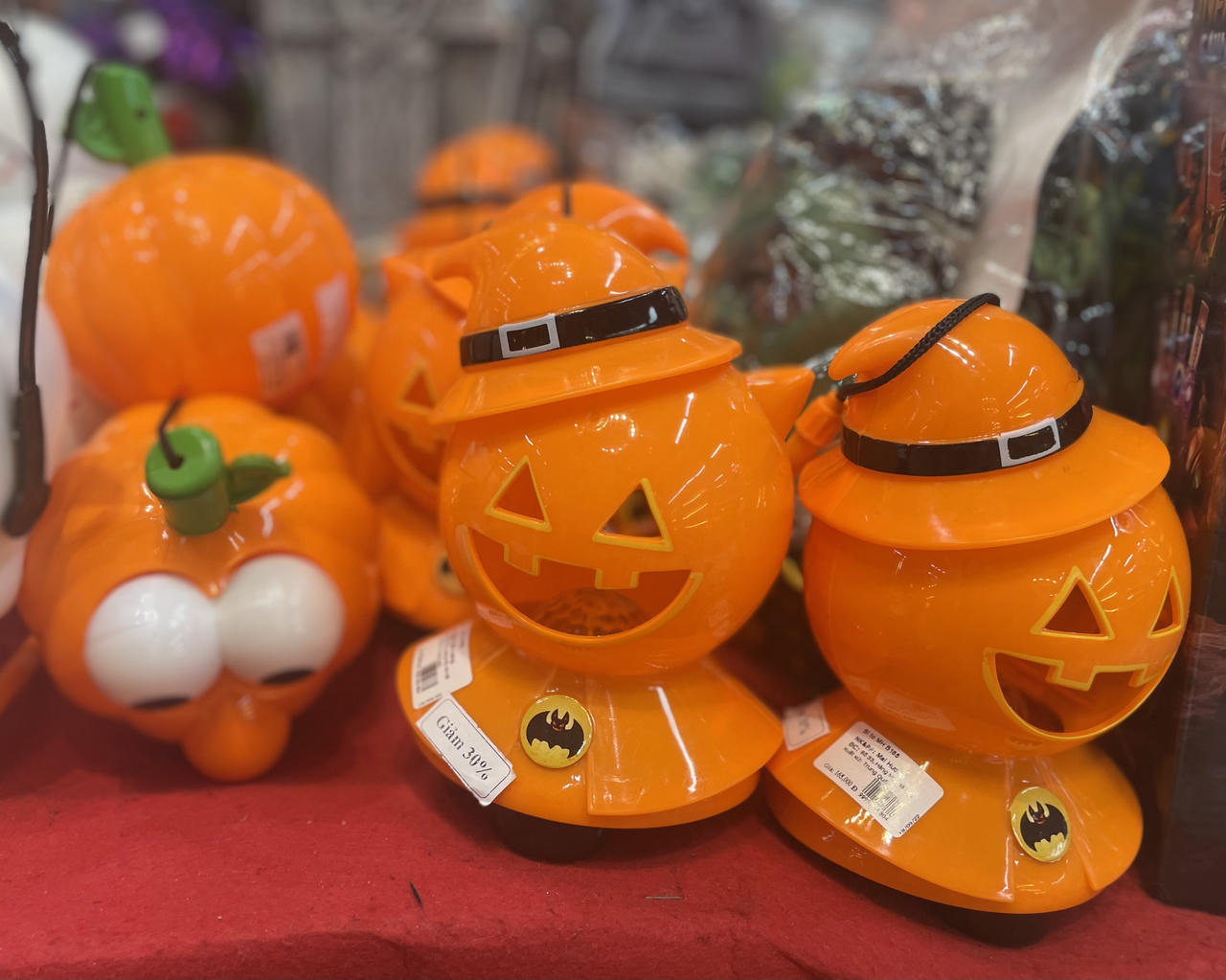 Sôi động thị trường Halloween