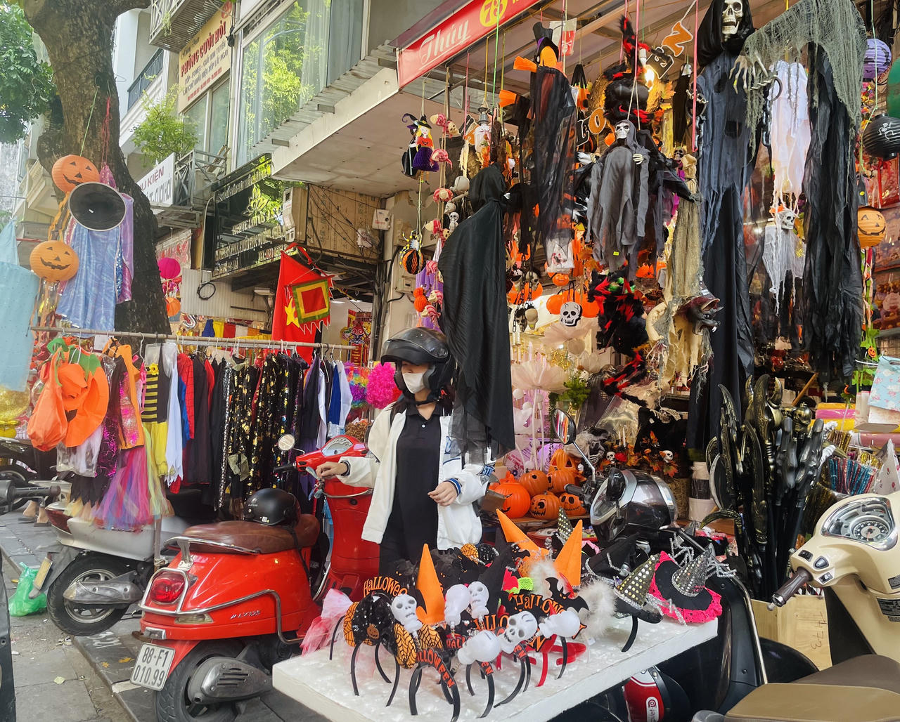 Sôi động thị trường Halloween