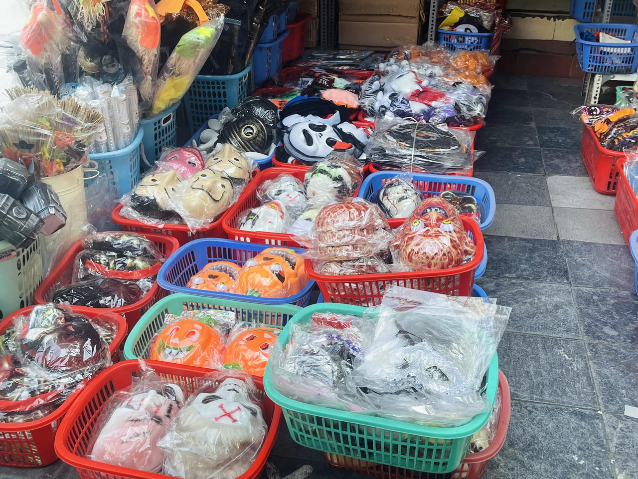 Sôi động thị trường Halloween