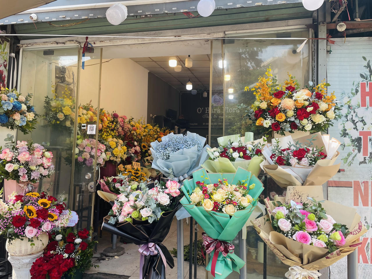 Hoa tươi 20/10 tăng giá gấp đôi ngày thường