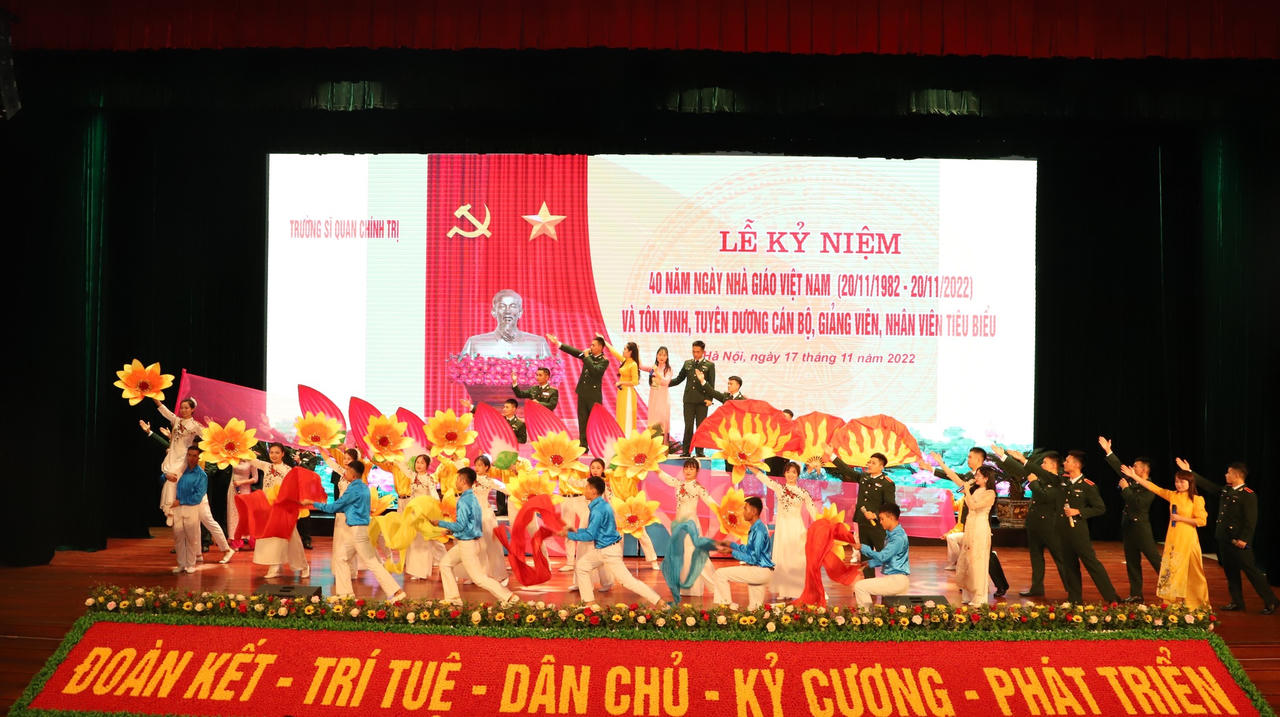 Các đại học tưng bừng chào mừng Ngày Nhà giáo Việt Nam 20/11 