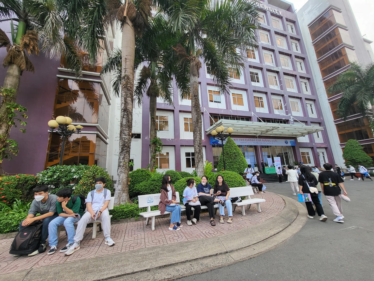 Gần 90.000 thí sinh tham gia thi đánh giá năng lực ĐH quốc gia TP HCM