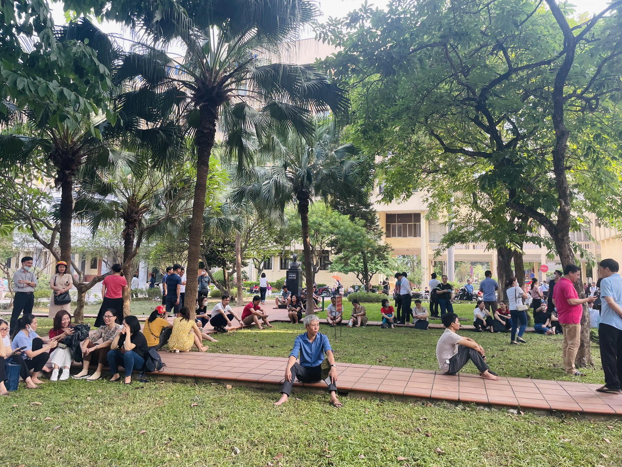 Hơn 6.000 sĩ tử bước vào kỳ thi lớp 10 chuyên đầu tiên tại Hà Nội