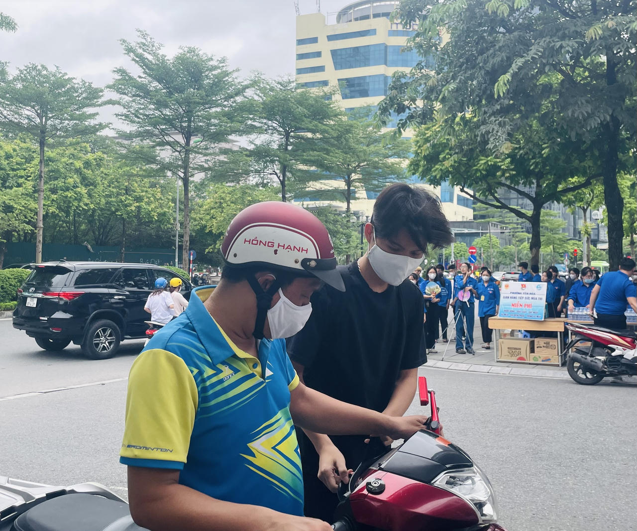 Hơn 1 triệu thí sinh cả nước làm thủ tục thi tốt nghiệp THPT