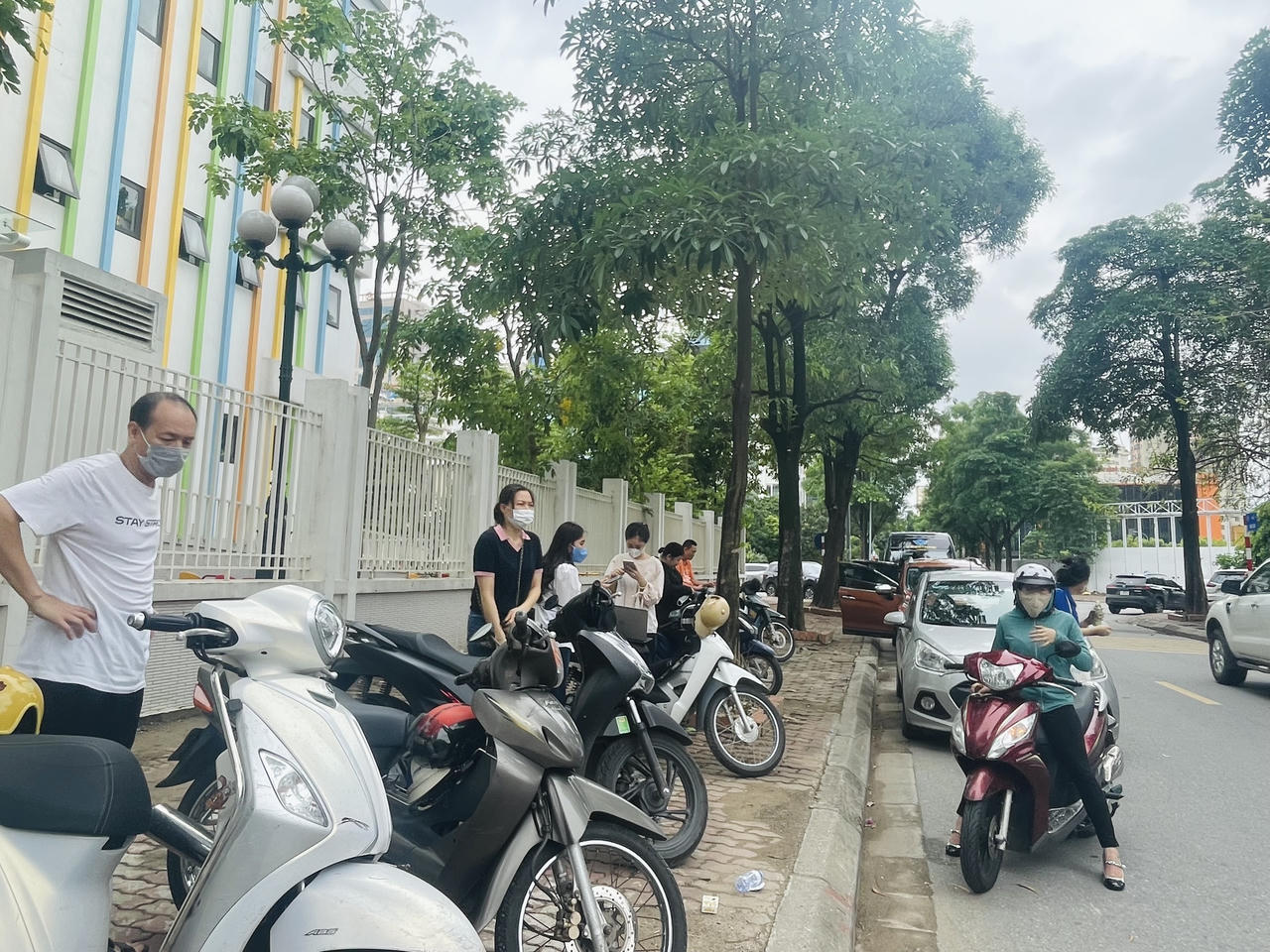 Hơn 1 triệu thí sinh cả nước làm thủ tục thi tốt nghiệp THPT