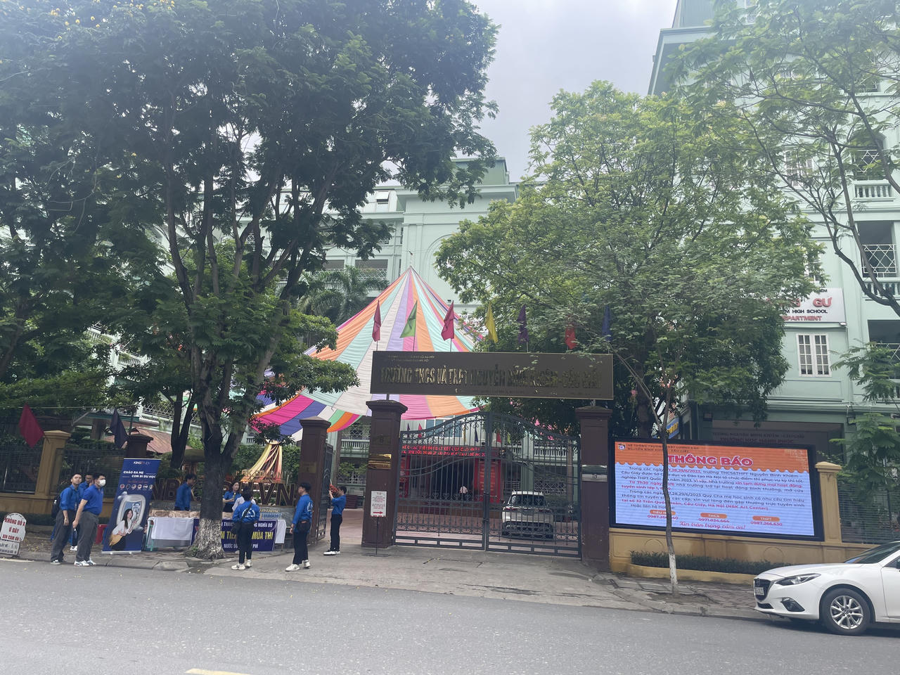 Hơn 1 triệu thí sinh cả nước làm thủ tục thi tốt nghiệp THPT