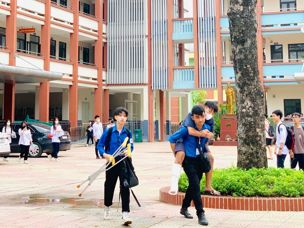 Những thí sinh 'đặc biệt' trong mùa thi tốt nghiệp 2023