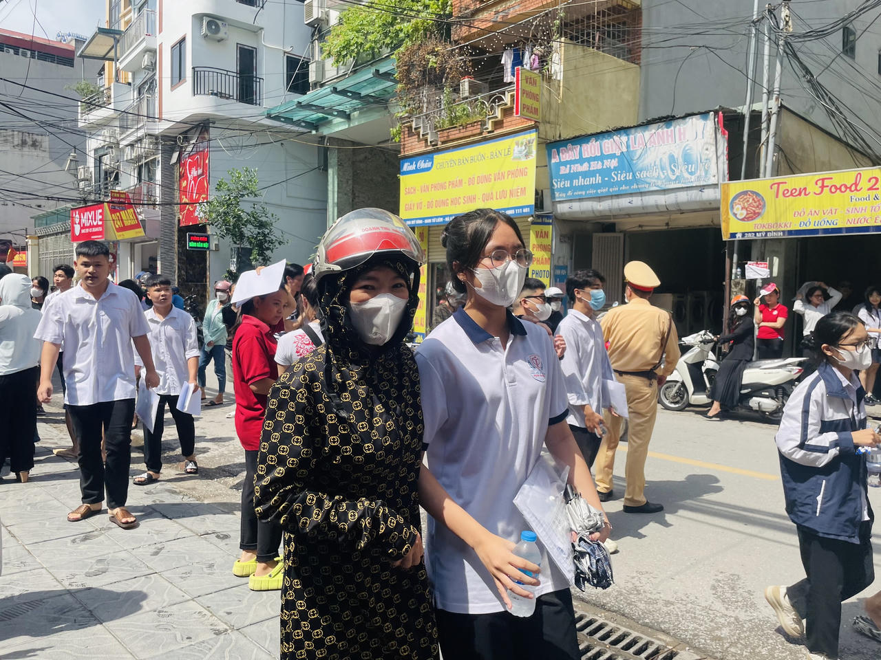 'Vợ nhặt' vào đề thi tốt nghiệp môn Ngữ văn, thí sinh đánh giá đề vừa sức