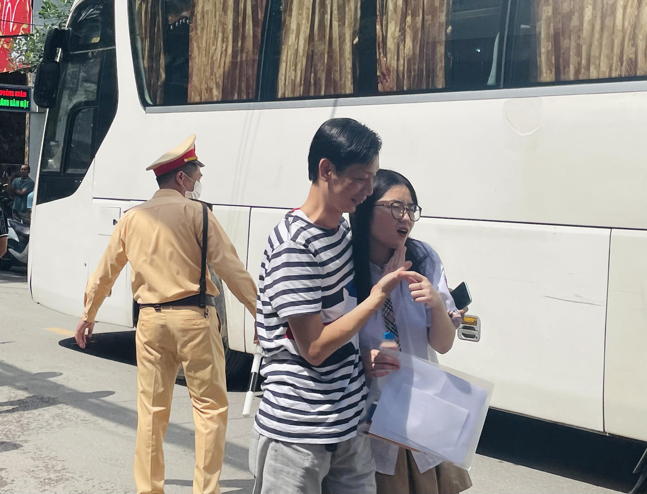 'Vợ nhặt' vào đề thi tốt nghiệp môn Ngữ văn, thí sinh đánh giá đề vừa sức