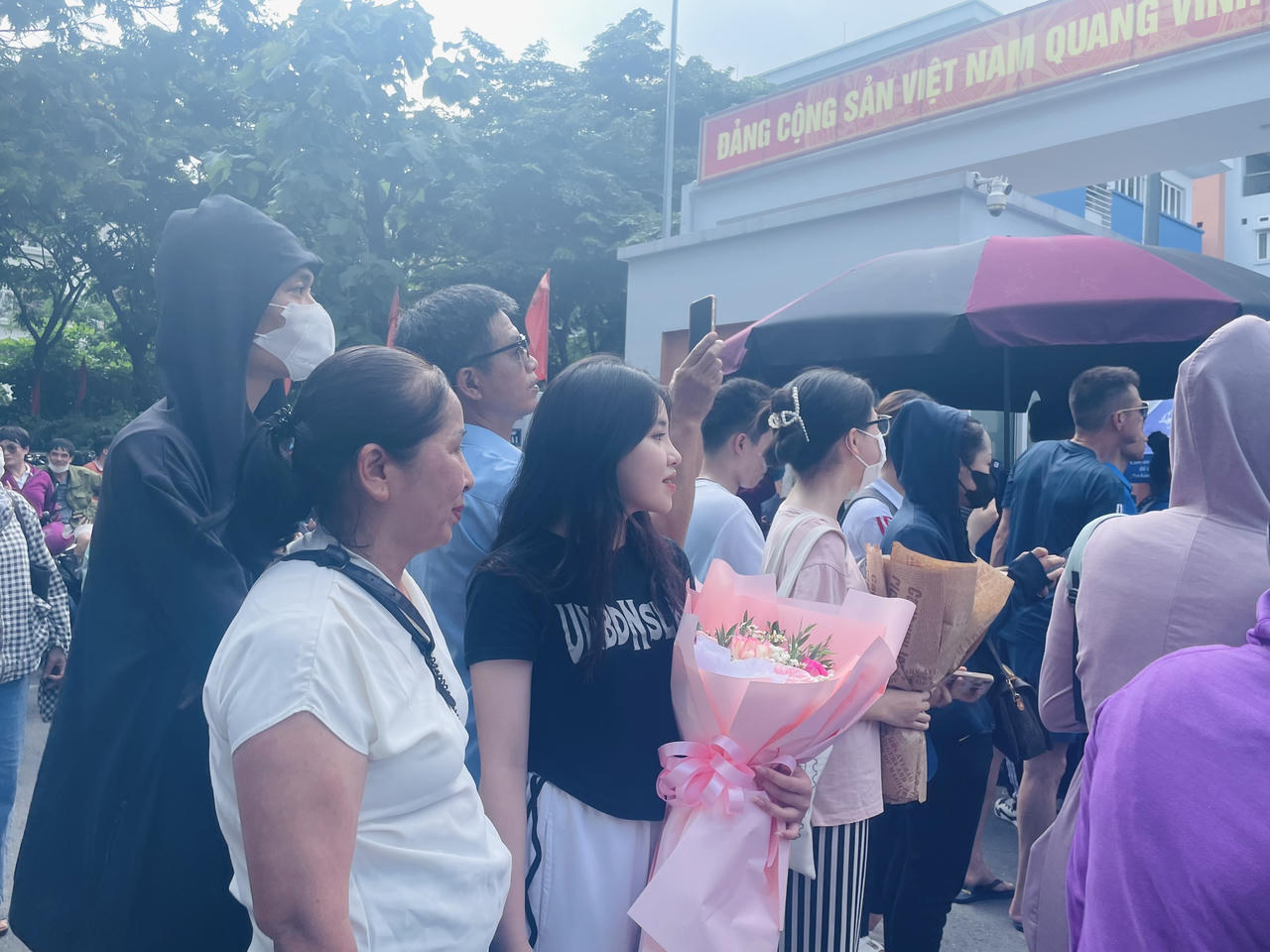 Hoàn thành môn cuối cùng thi tốt nghiệp THPT, dự đoán 'mưa' điểm 10