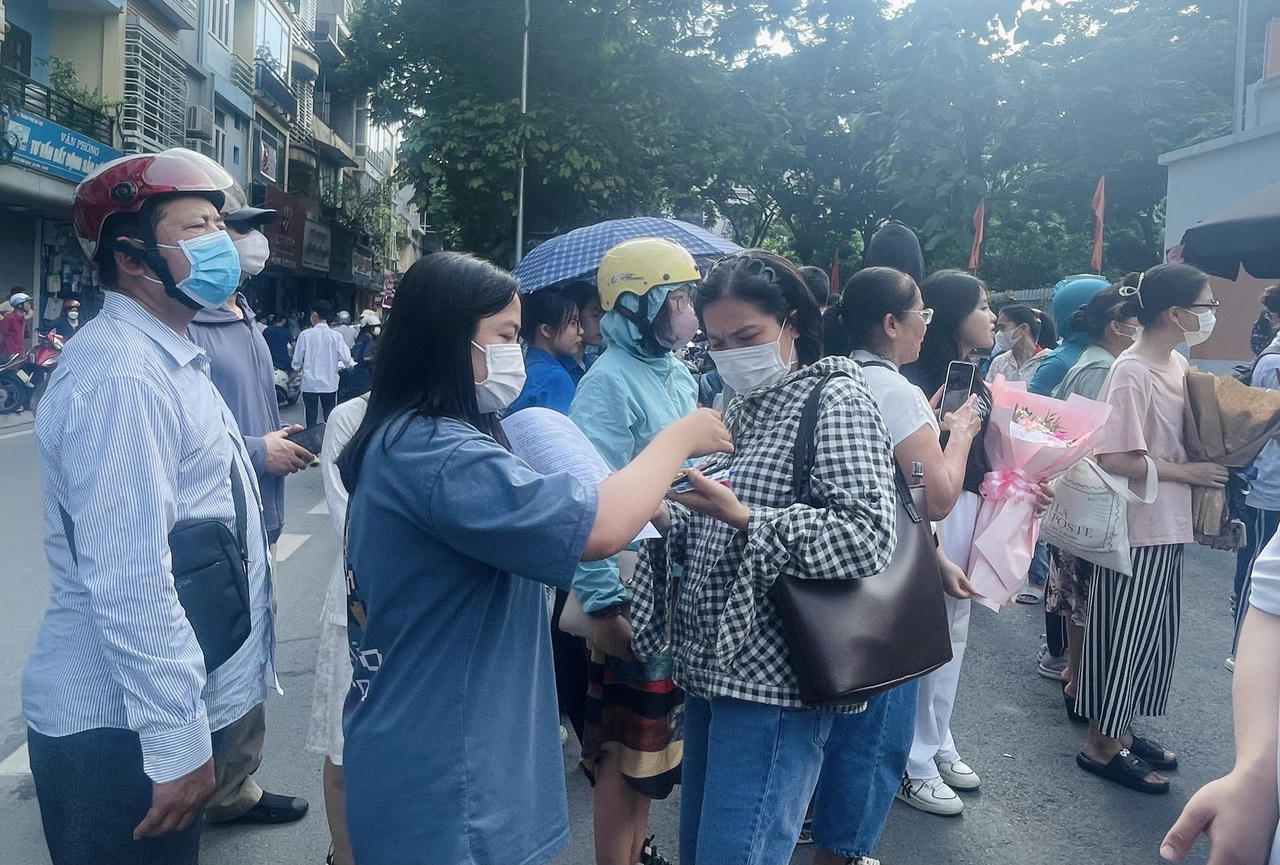 Hoàn thành môn cuối cùng thi tốt nghiệp THPT, dự đoán 'mưa' điểm 10