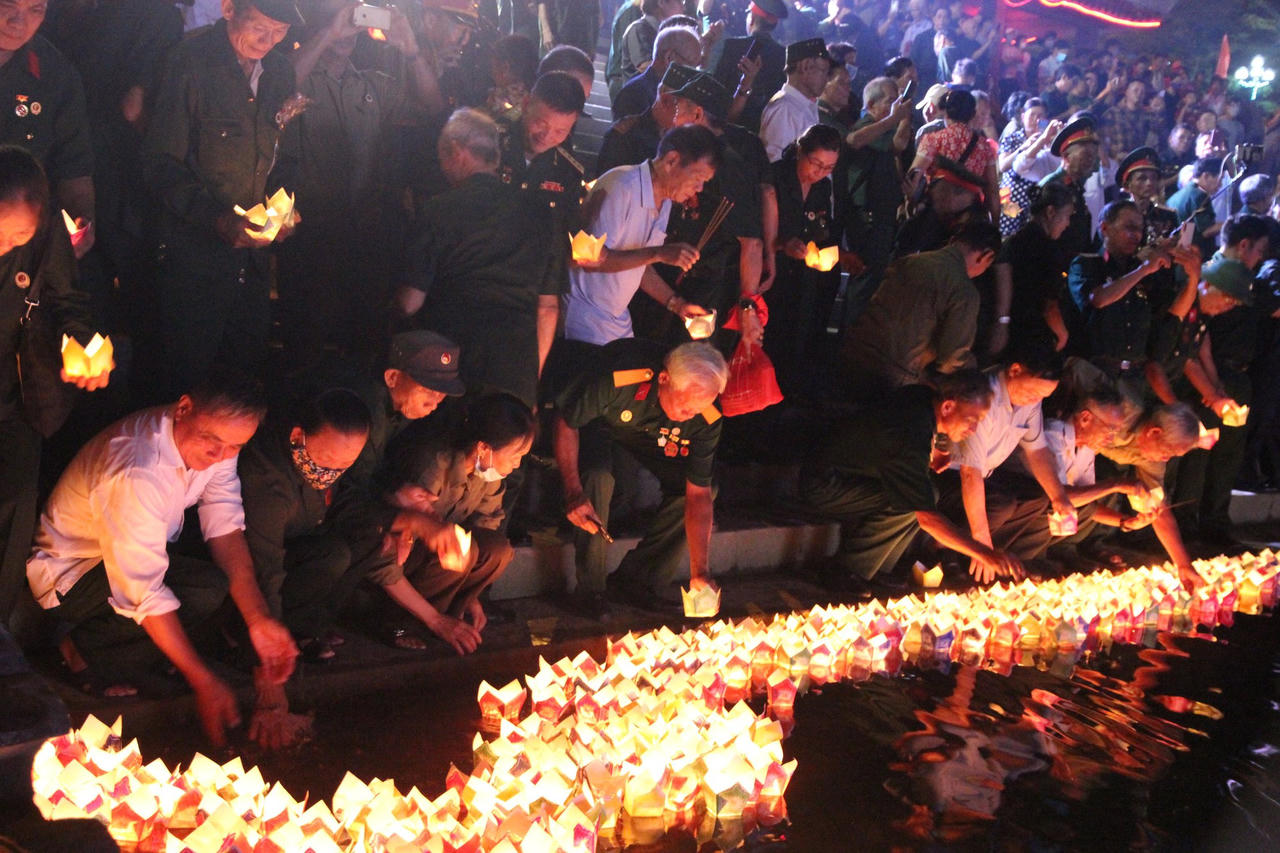 Thiêng liêng tiếng chuông nơi Thành cổ