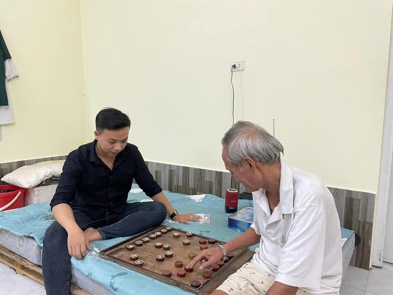 Hà Nội: Gen Z mang mái ấm đến người vô gia cư