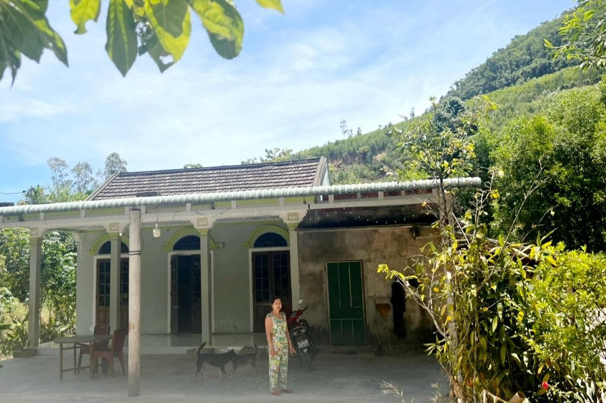 Thường trực nỗi lo khi sống dưới chân núi nguy cơ sạt lở ở Phú Lộc (Thừa Thiên Huế)