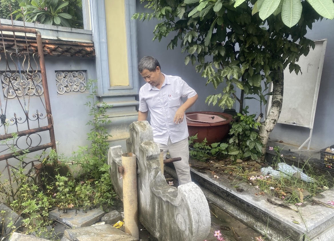 Ly kỳ chuyện Phủ Đồi Ngang