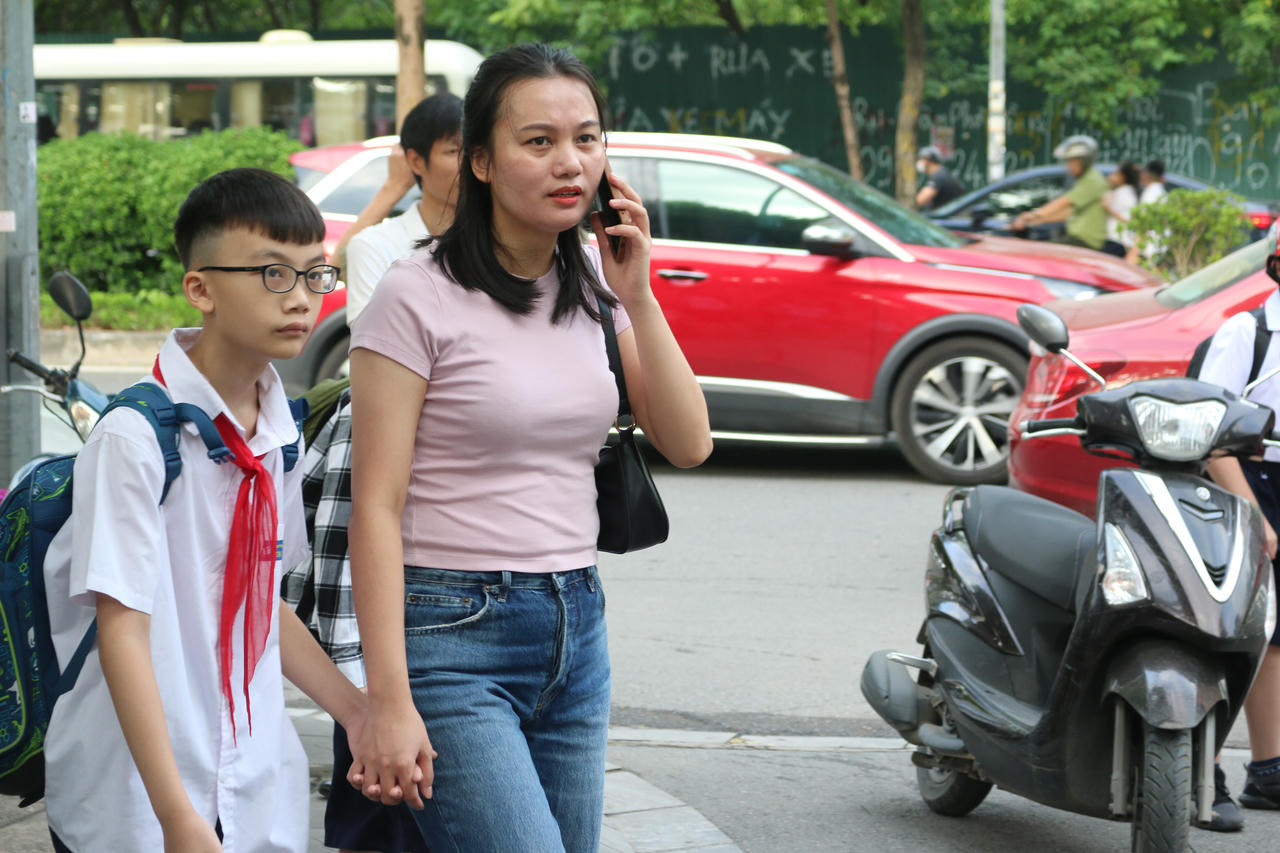 Học sinh Hà Nội phấn khởi, rạng rỡ trong Ngày hội đến trường