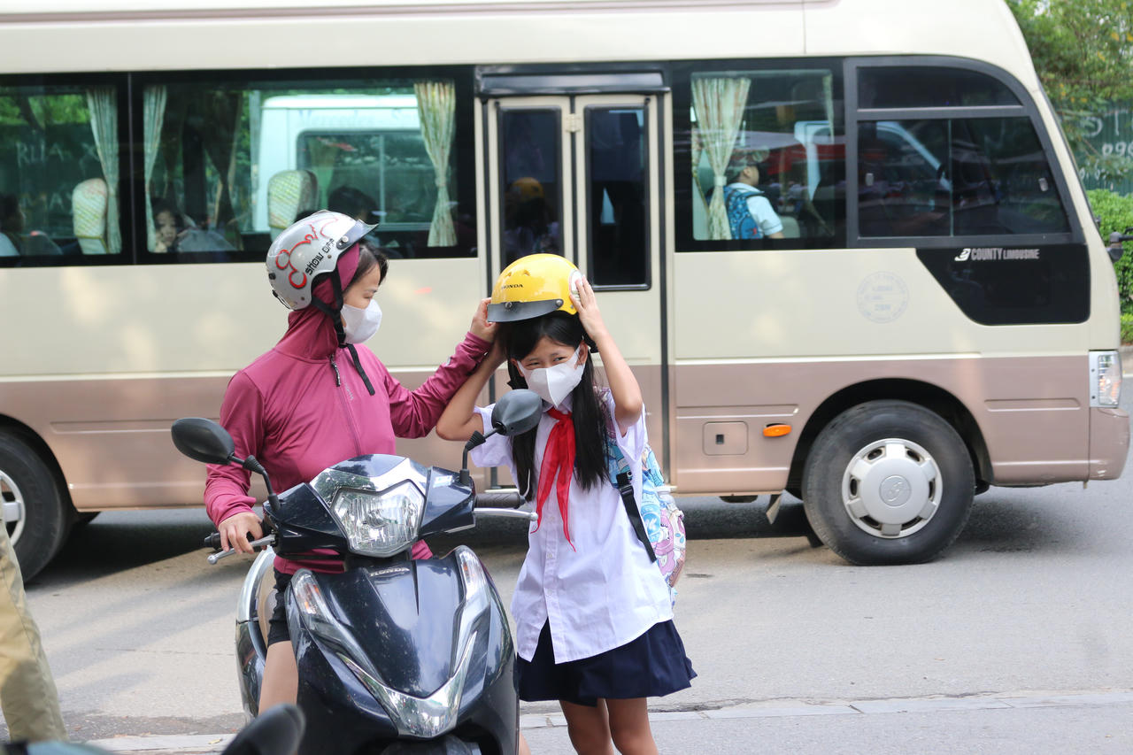 Học sinh Hà Nội phấn khởi, rạng rỡ trong Ngày hội đến trường