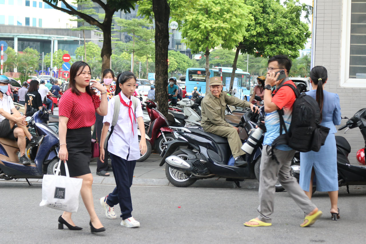 Học sinh Hà Nội phấn khởi, rạng rỡ trong Ngày hội đến trường