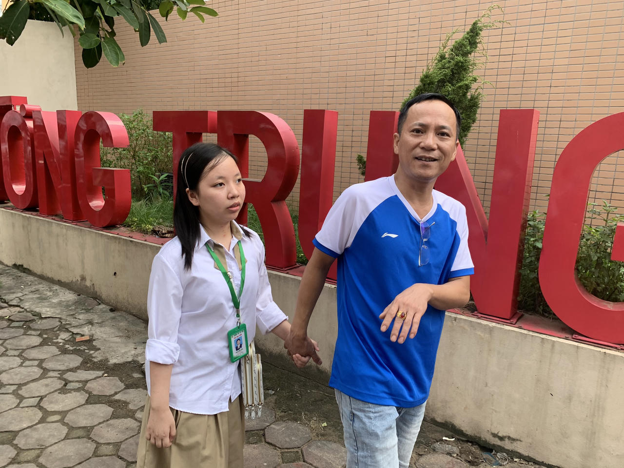 Học sinh Hà Nội phấn khởi, rạng rỡ trong Ngày hội đến trường