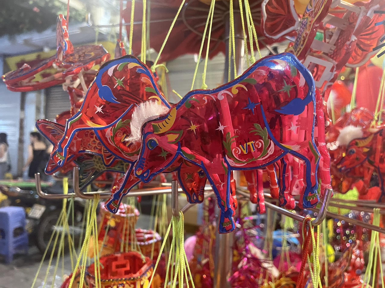 Mùa Trung thu 2023 lồng đèn mini 'lên ngôi', chỉ từ 30.000 đồng