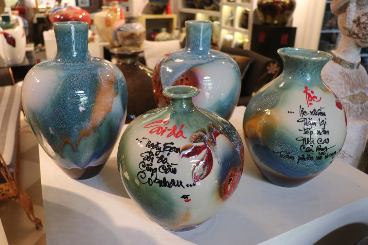 Gốm men Suối Ngọc: Sản phẩm OCOP 5 sao khẳng định thương hiệu gốm Bát Tràng