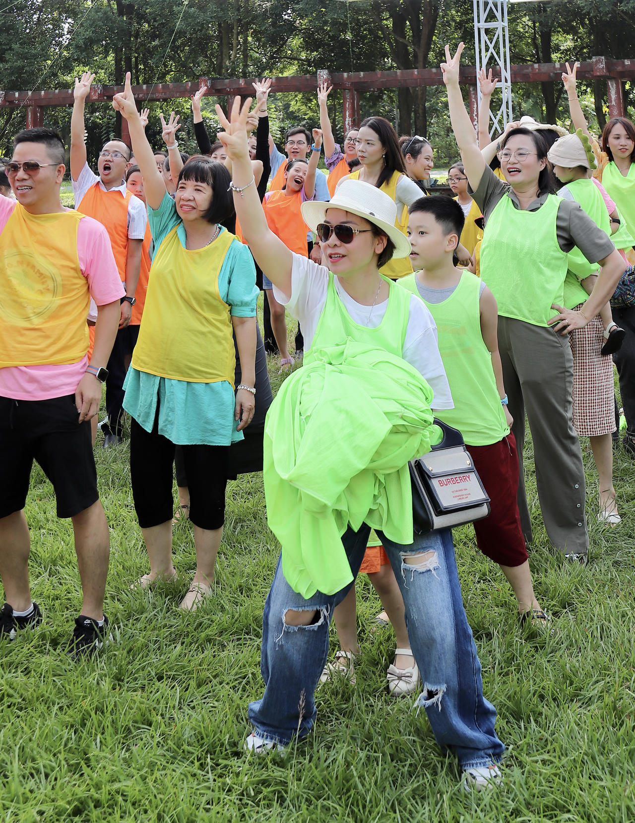 Báo Pháp luật Việt Nam tổ chức Trung thu cho con em cán bộ, phóng viên