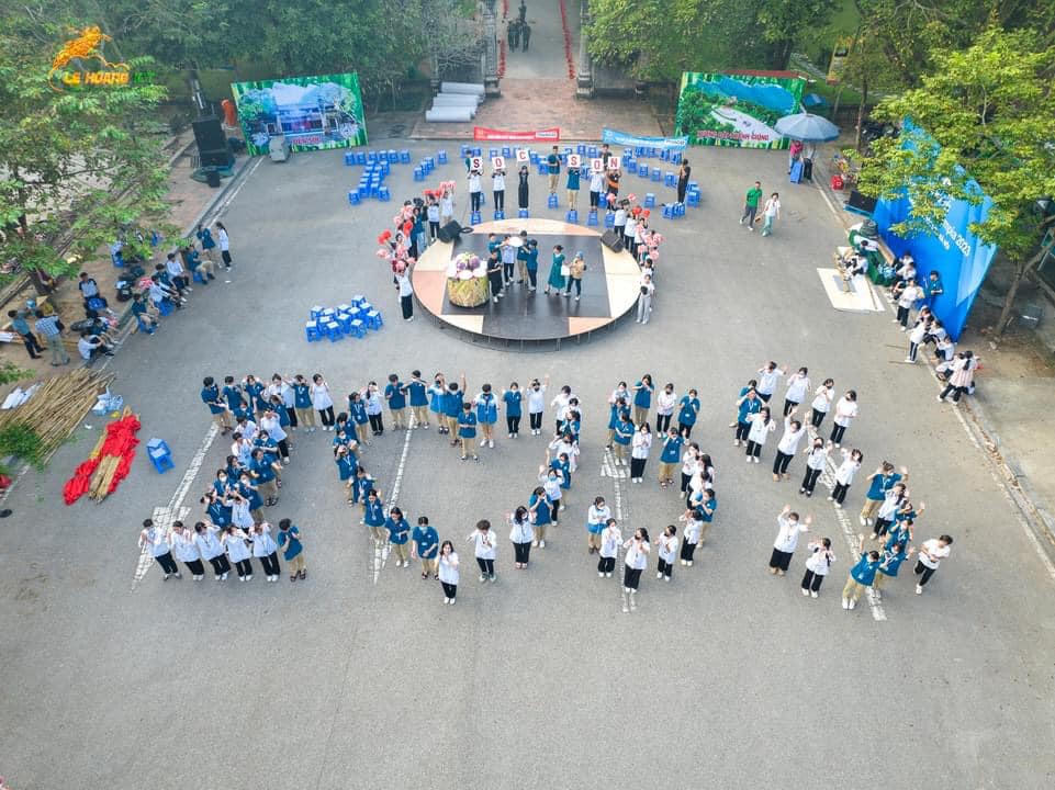 Hàng vạn người 'tiếp lửa' cho 4 nhà leo núi Olympia 2023