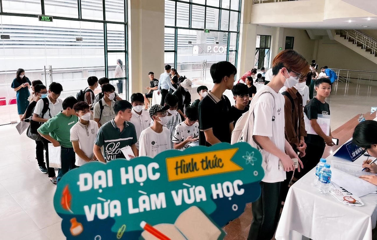 Đại học vừa làm vừa học - lựa chọn tối ưu cho sinh viên