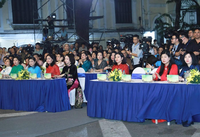 Ấn tượng lễ hội Áo dài du lịch Hà Nội 2023