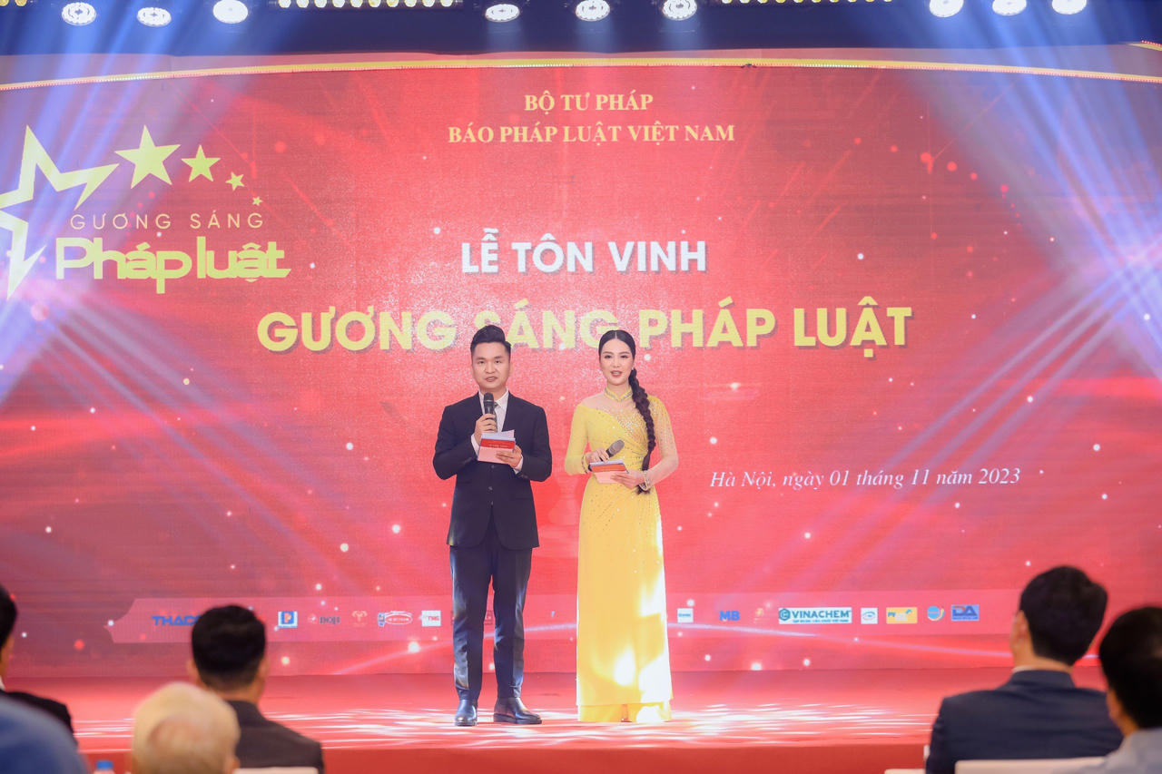 Toàn cảnh Lễ tôn vinh Gương sáng pháp luật năm 2023