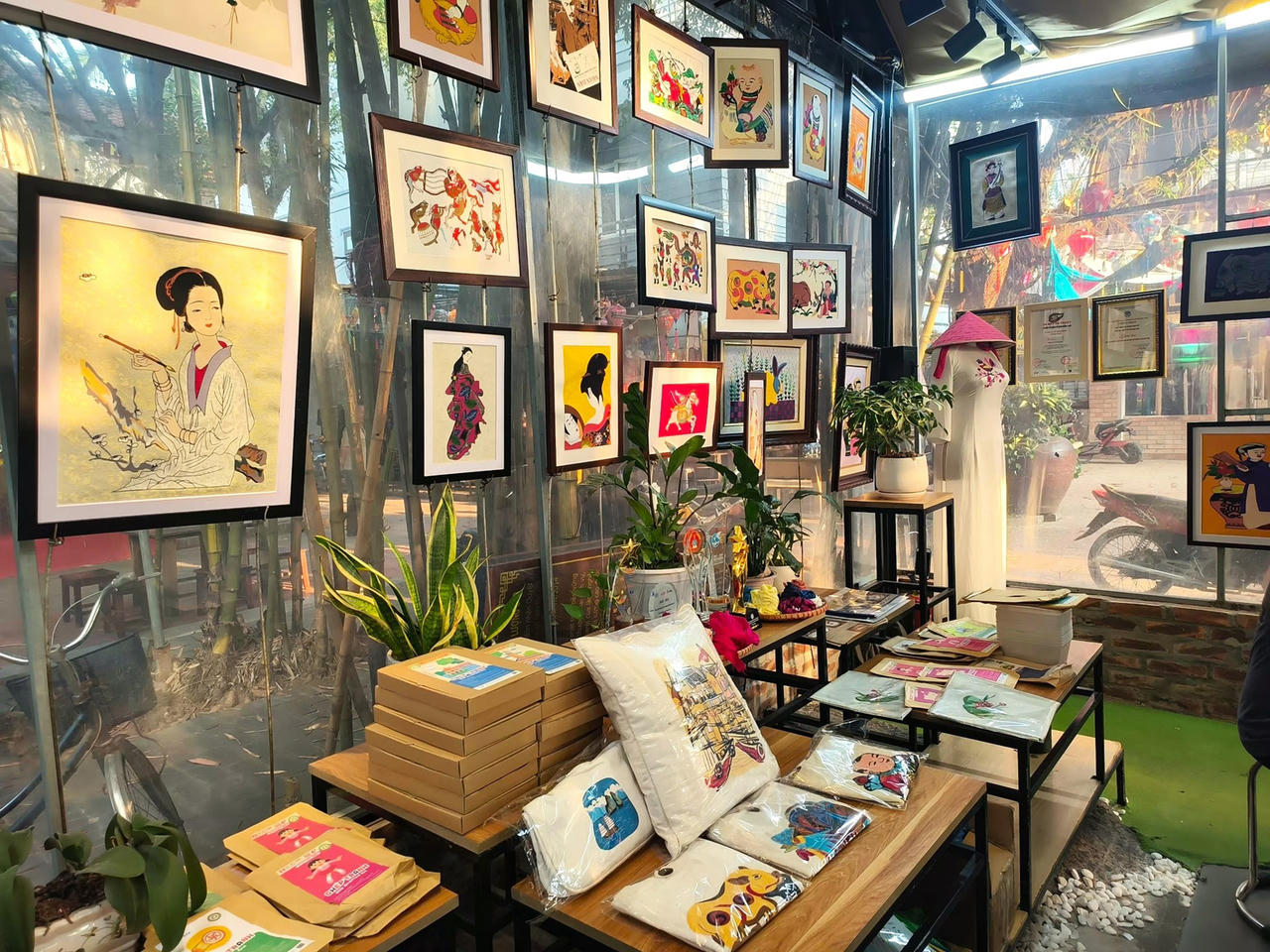 Chuyện về thương hiệu gắn liền với tài hoa của người khuyết tật