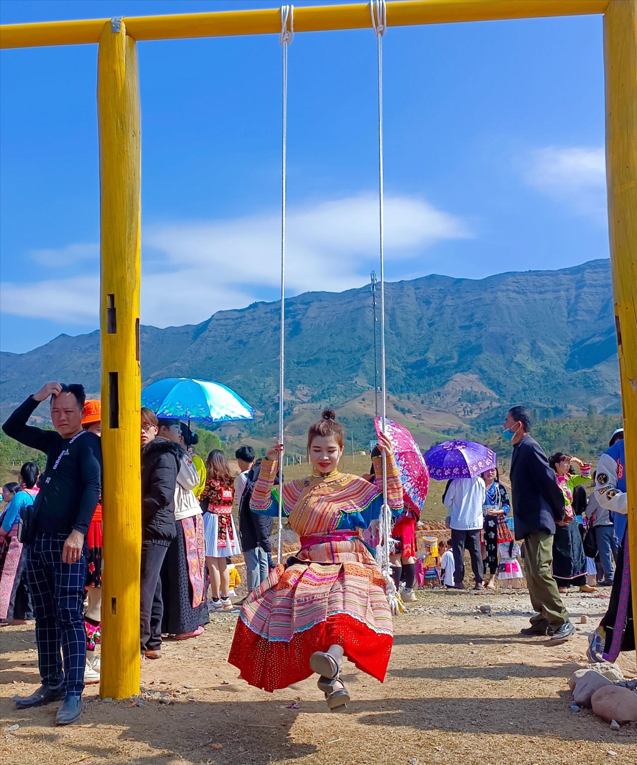 Ám ảnh tiếng hát người phụ nữ Mông