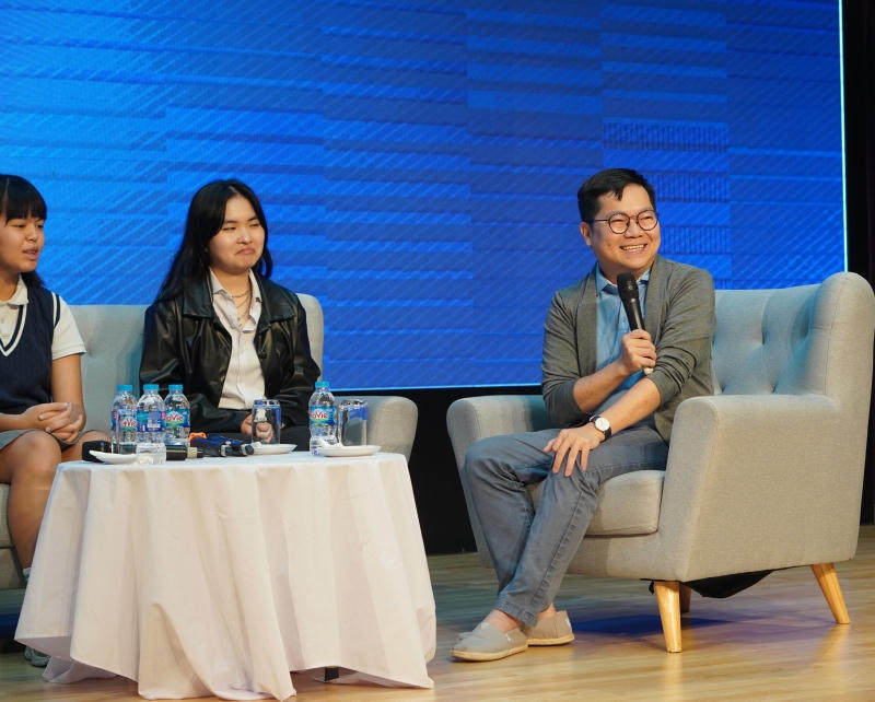 Đừng biến các con thành 'cỗ máy' rập khuôn 