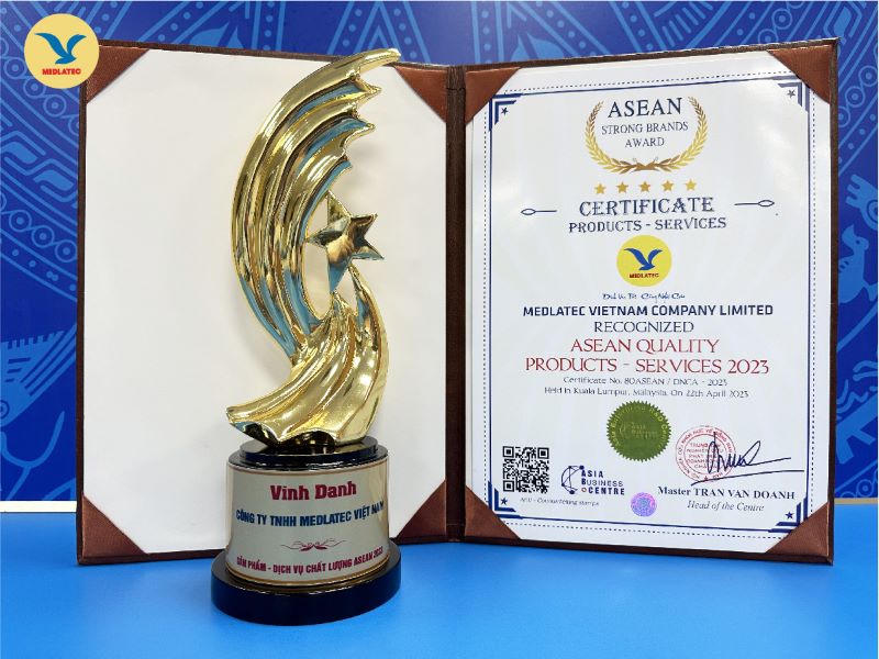 MEDLATEC mang dịch vụ xét nghiệm đạt chuẩn quốc tế phục vụ người dân tiện lợi ngay tại nhà