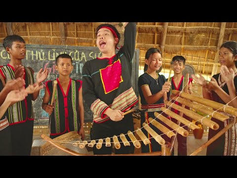 Dân tộc, tôn giáo - “tưởng xa hóa gần”