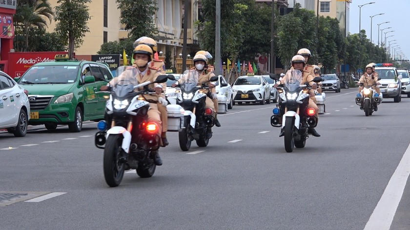 Đồng loạt ra quân đảm bảo trật tự an toàn giao thông dịp Tết Nguyên đán 2024