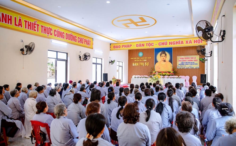 Phật tử cả nước hướng về ngày Đức Phật thành đạo 8/12 âm lịch