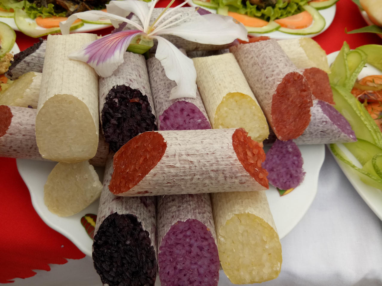 Ẩm thực người Thái Tây Bắc: Tình người quyện hương núi rừng