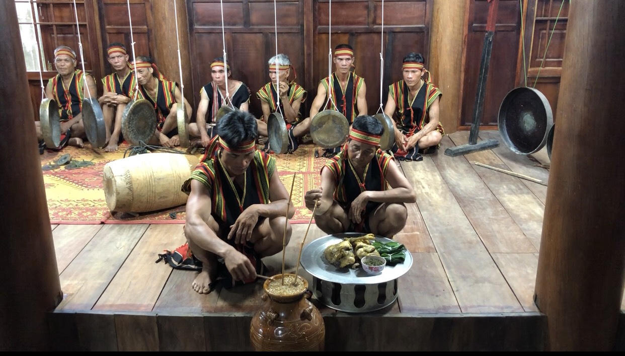 Giữa đại ngàn, người B’râu chộn rộn đón xuân 