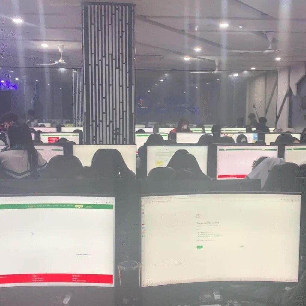 Thí sinh 'ngồi trên đống lửa' vì ĐH Quốc gia Hà Nội nghẽn mạng đăng ký thi đánh giá năng lực