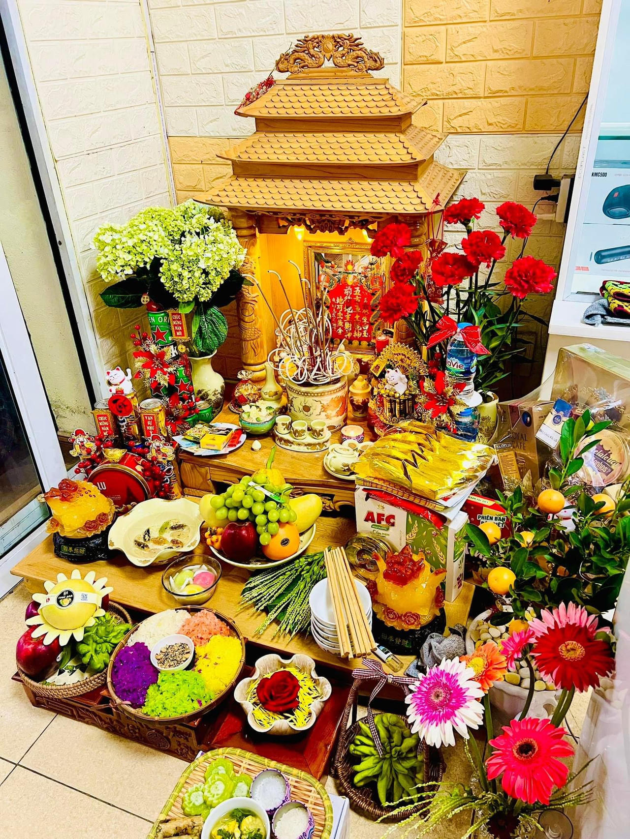 Thi nhau ‘khoe’ mâm cúng Rằm tháng Giêng trên mạng xã hội