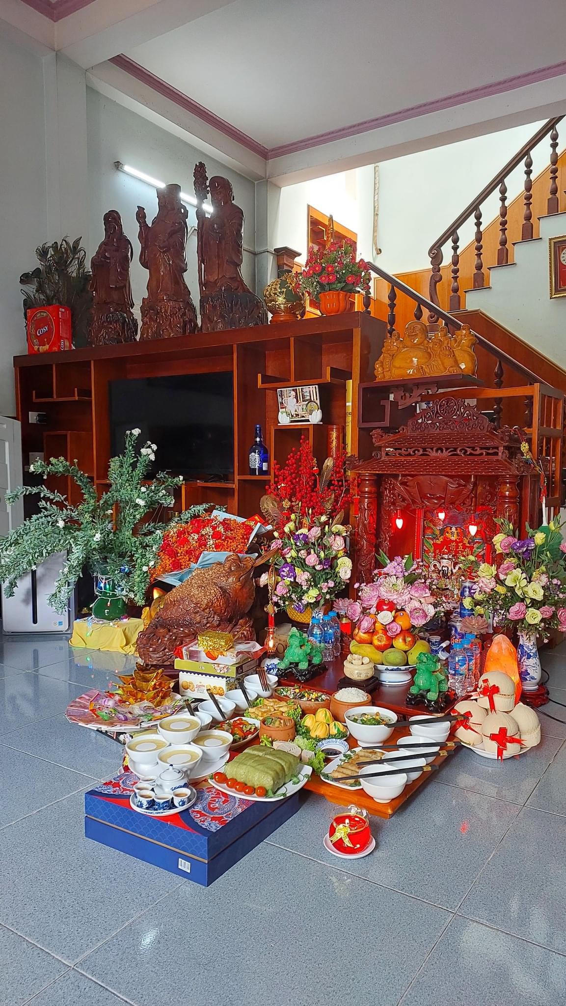 Thi nhau ‘khoe’ mâm cúng Rằm tháng Giêng trên mạng xã hội