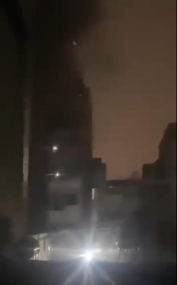 Cháy chung cư mini ở Triều Khúc, nhiều người hoảng loạn tháo cháy