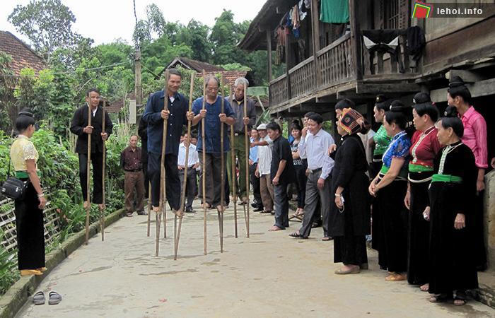 Về miền hoa ban thưởng thức 'Huyền tích UVA'